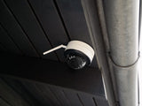 NEXSMART™ LOOK 2K HD WiFi ÜBERWACHUNGSKAMERA - 2 PACKUNG+ÜBERWACHUNGSAUFKLEBER - 2
